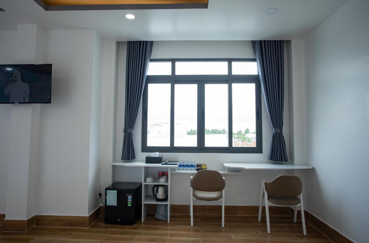 Aoc Hotel Cao Lanh Exterior photo